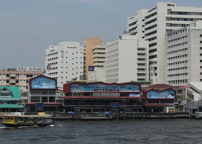 Hotel Theatre