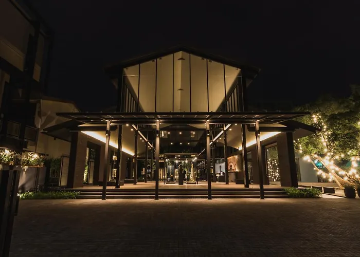 Hotel Theatre 4*